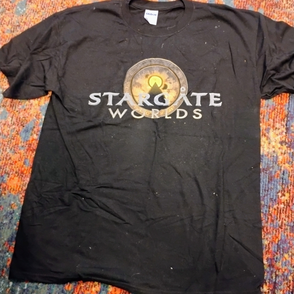 Stargate Worlds Promo T-Shirt SDCC 2008 Unreleased Game Rare Sci-Fi L Comic Con